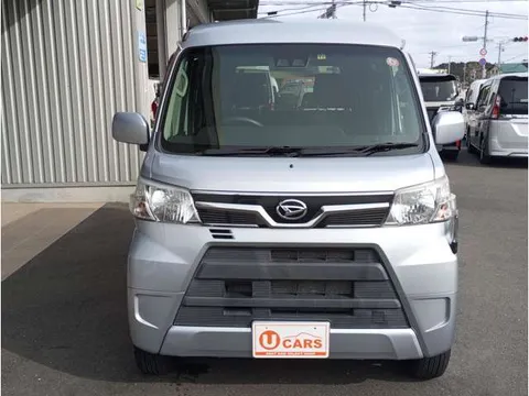 Daihatsu Atrai Wagon