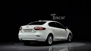 Renault SM3