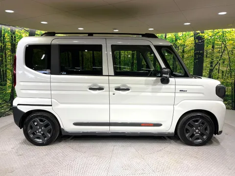 Suzuki Spacia Gear