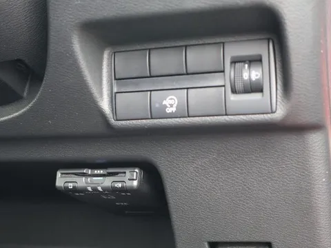 Mitsubishi eK X