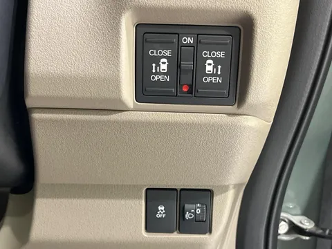 Honda N-BOX Joy