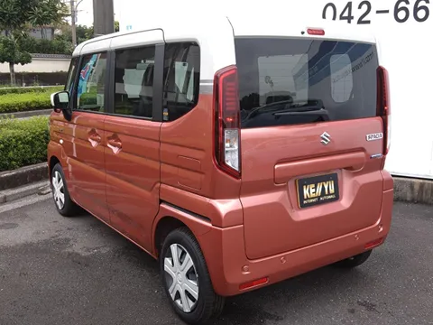 Suzuki Spacia