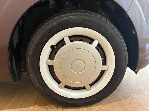 Daihatsu Mira Tocot