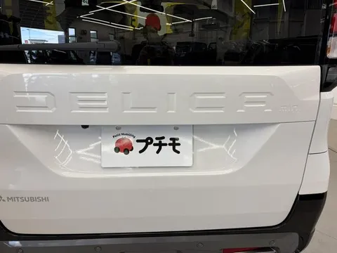 Mitsubishi Delica Mini