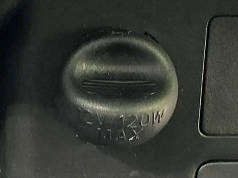 Toyota Pixis Mega