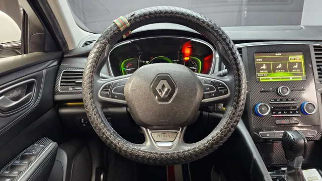 Renault Talisman (SM6)