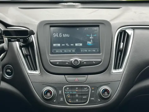 Chevrolet Malibu XL