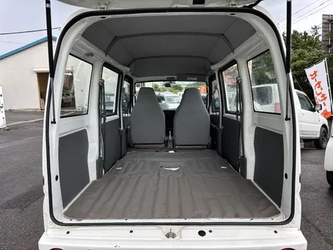 Mitsubishi Minicab Van