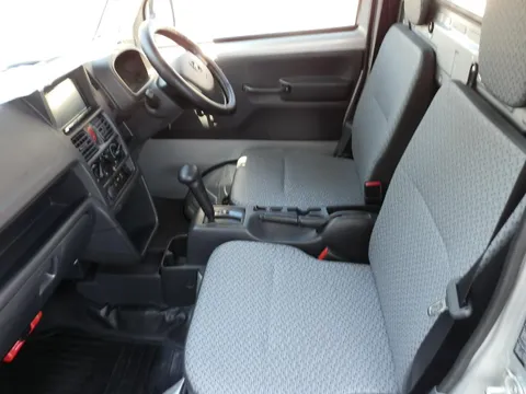 Nissan Clipper Truck