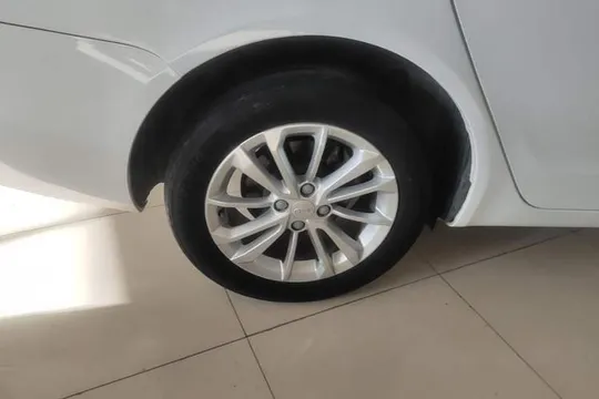 Geely Vision