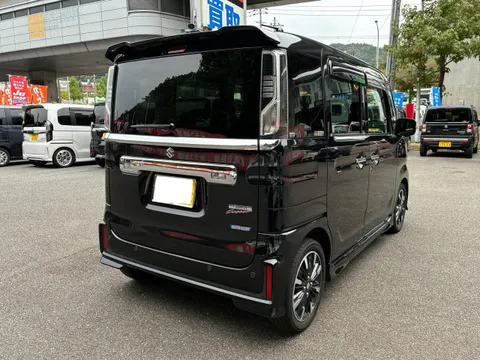Suzuki Spacia Custom