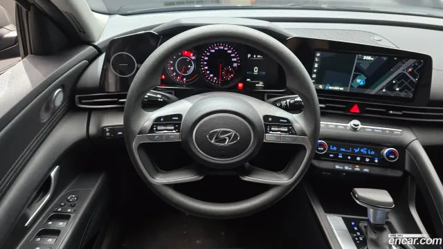 Hyundai Elantra (Avante)