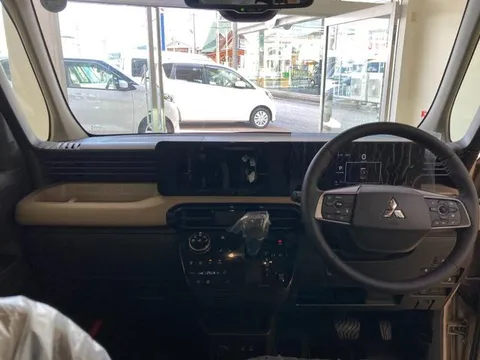 Mitsubishi Delica Mini
