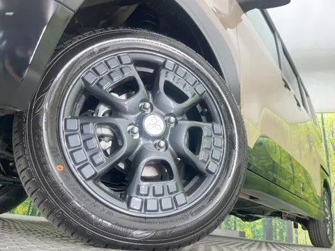 Mitsubishi Delica Mini