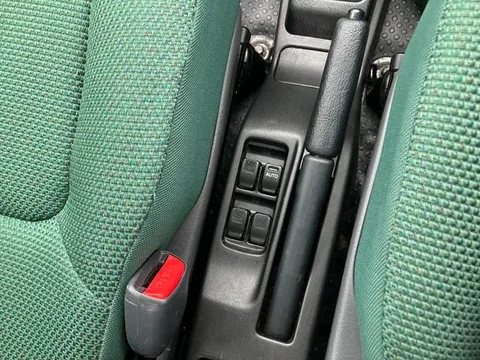 Daihatsu Naked