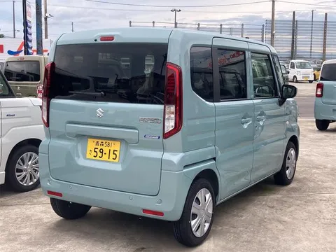Suzuki Spacia