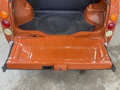 Nissan Pao