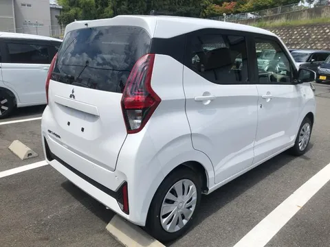 Mitsubishi eK Wagon