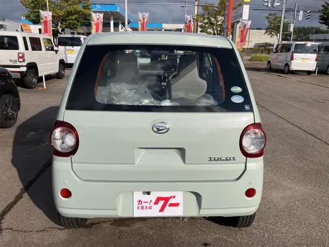 Daihatsu Mira Tocot