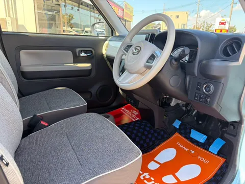 Daihatsu Mira Tocot