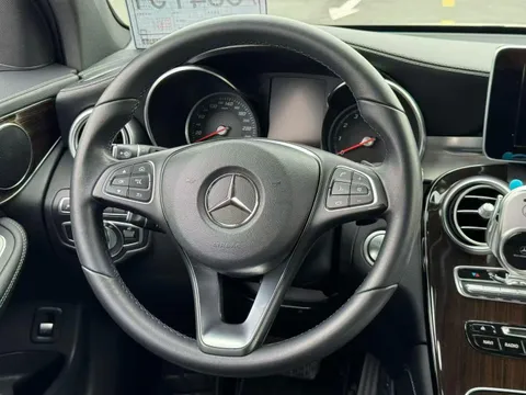 Mercedes-Benz Mercedes-Benz GLC
