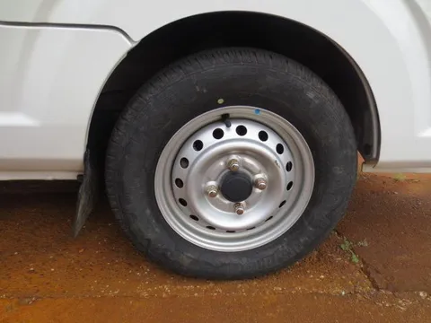 Nissan Clipper Truck
