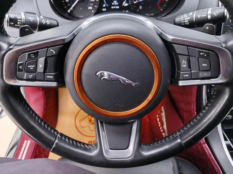 Jaguar XEL