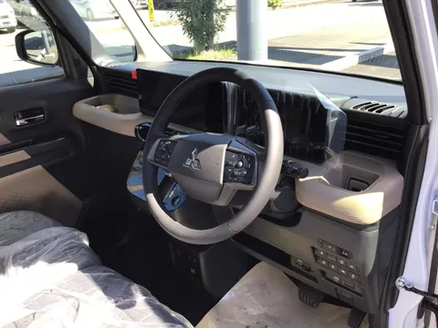 Mitsubishi Delica Mini