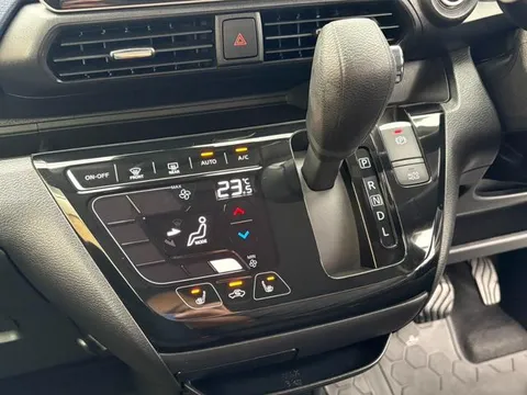 Mitsubishi eK X
