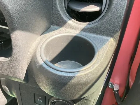 Daihatsu Mira Tocot