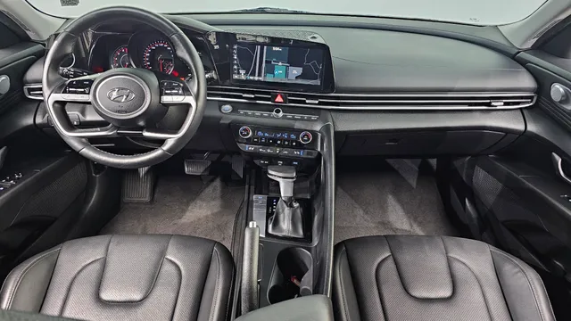 Hyundai Elantra (Avante)