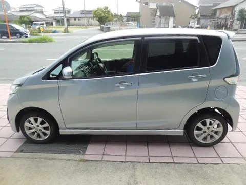 Mitsubishi eK Custom