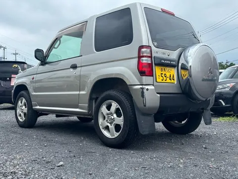 Mitsubishi Pajero Mini