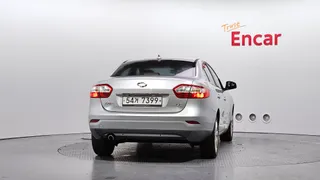 Renault SM3