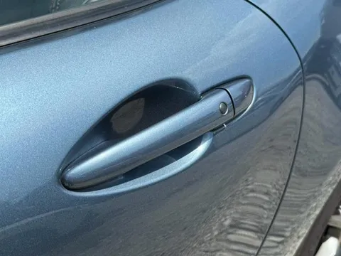 Mazda MX-5 (Roadster)
