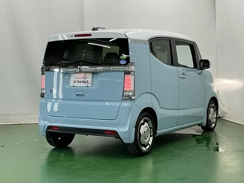 Honda N-BOX Slash