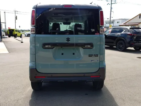 Suzuki Spacia Gear