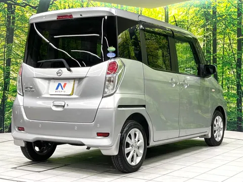 Nissan Dayz Roox