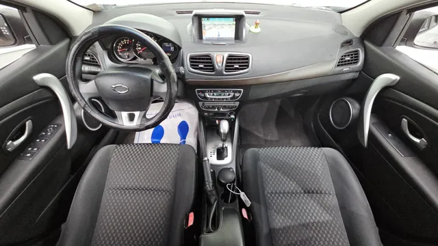 Renault SM3