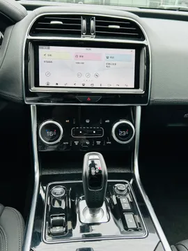 Jaguar XEL