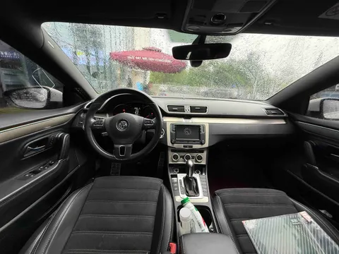 Volkswagen CC