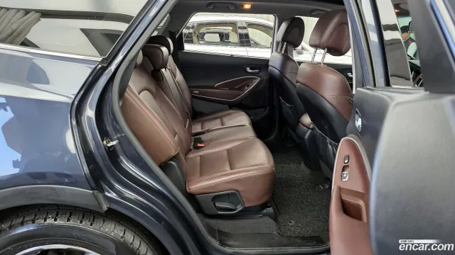 Hyundai Grand Santa Fe (Maxcruz)