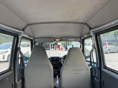 Mitsubishi Minicab Van