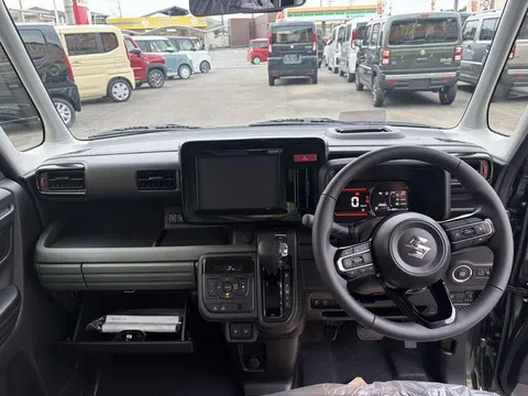 Suzuki Spacia Gear
