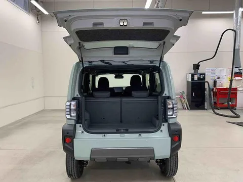 Daihatsu Taft