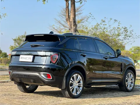 Lynk & Co 01