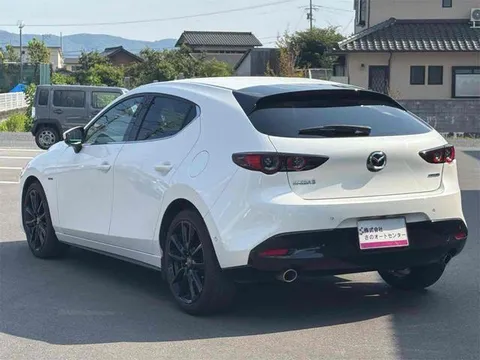 Mazda MAZDA3 Fastback