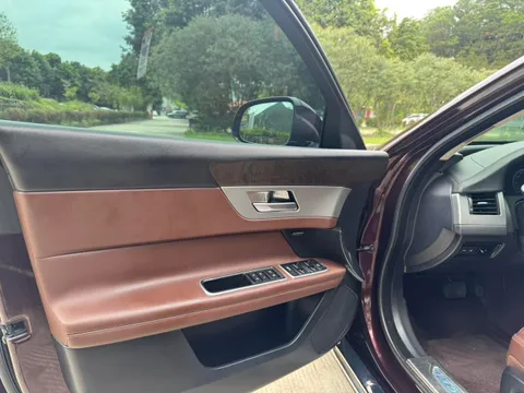 Jaguar XFL