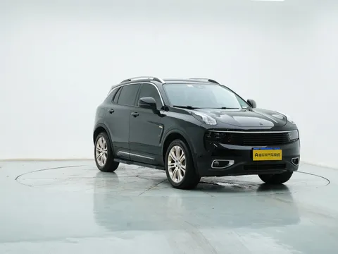 Lynk & Co 01