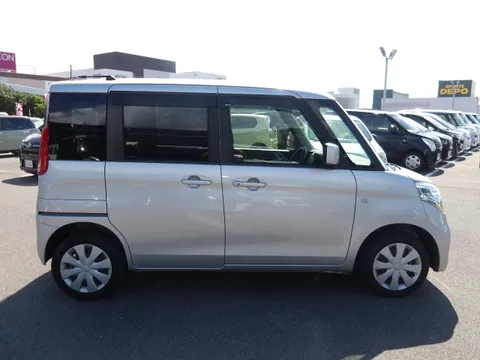 Suzuki Spacia